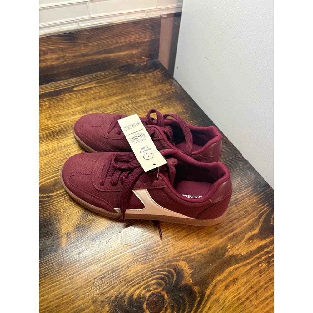 No Boundaries Burgundy Sneakers Size 8‎